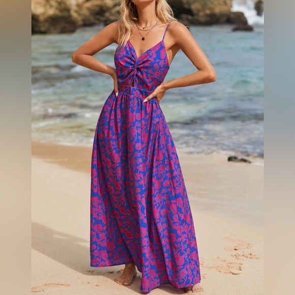Cupshe Dresses & Skirts - Cupshe Floral Print Knotted V-Neck Maxi Dress